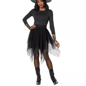SPIRIT HALLOWEEN | Witchcore Fairycore Asymmetrical Tulle Skirt | L